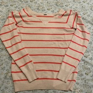 Poof size medium sweater
